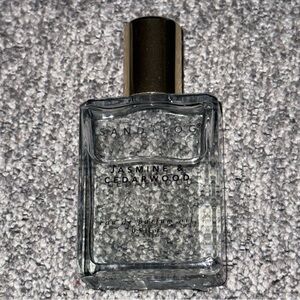 Sand + Fog Jasmine & Cedarwood Eau de Parfum Roller Oil 0.5 oz